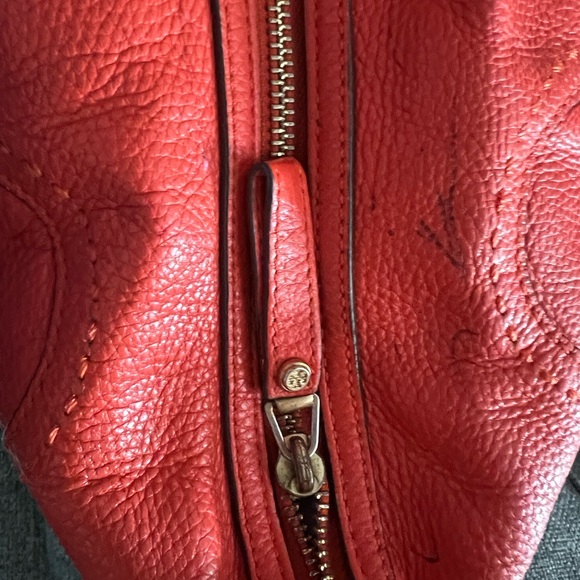 Tory Burch Fire Orange Amalie 2 way bag - Picture 10 of 16